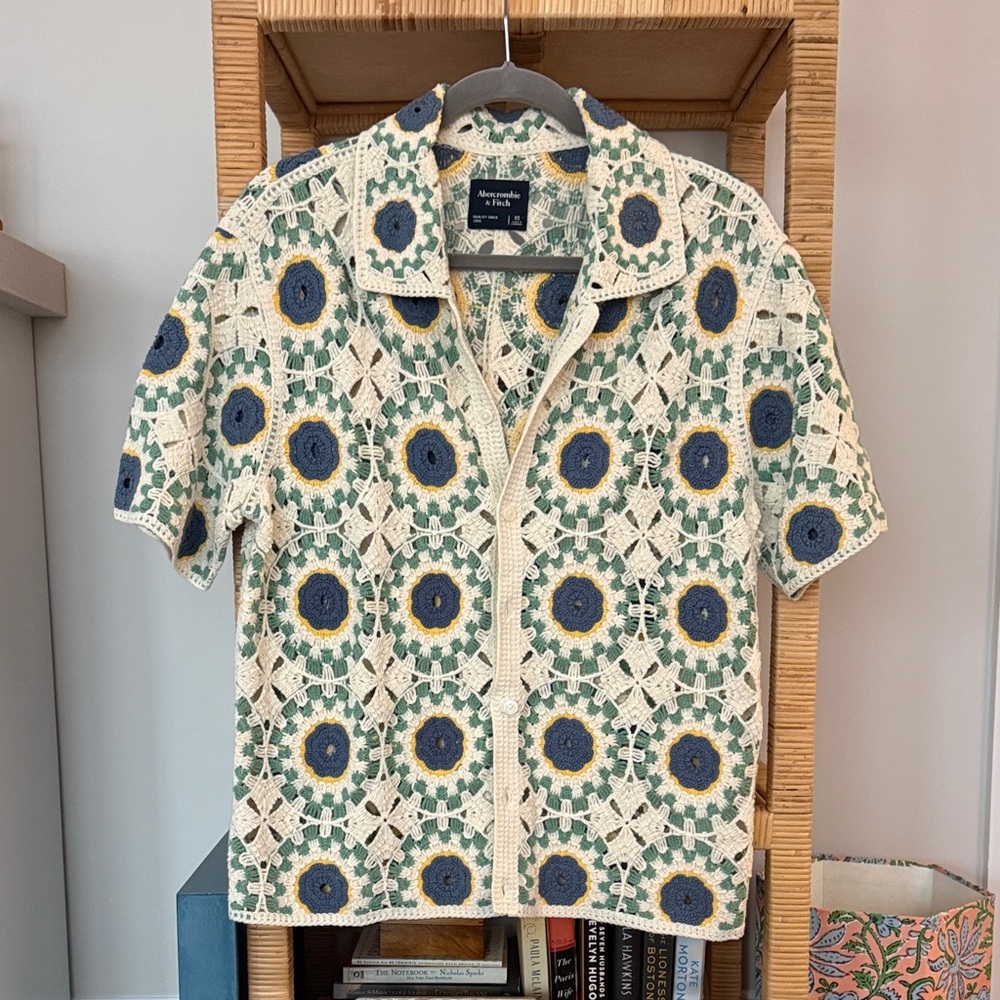 Crochet Pattern Shirt - Cream, Blue, Green (xs fits like Medium)